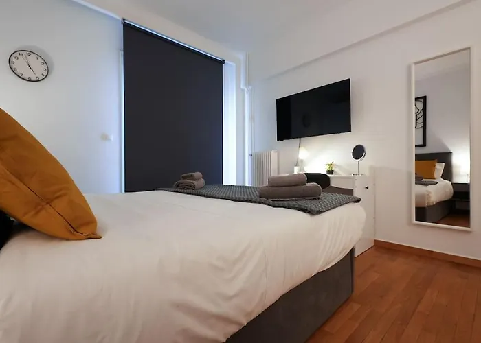 Syntagma Square, 70Sqm Pentelis Sunny Apartment