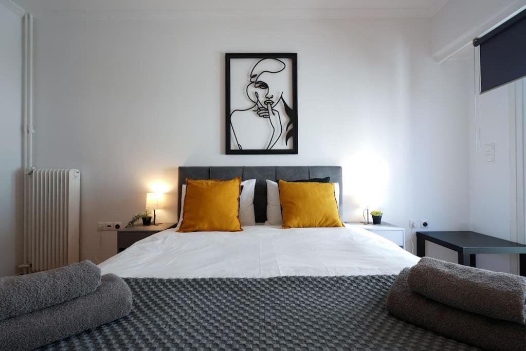 Syntagma Square, 70sqm Pentelis Sunny * Athens